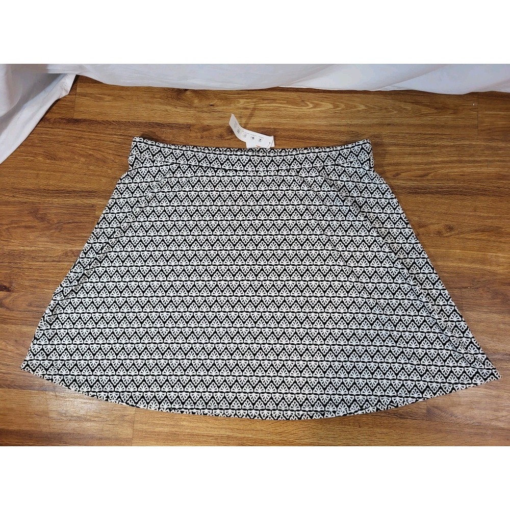 NWT Talbots Plus Petite Sze 3X Petite Black White Geometric Pull On Skirt Jersey